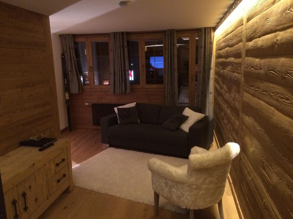 Le Chalet De L'Atelier - Le Nord Champéry Oda fotoğraf